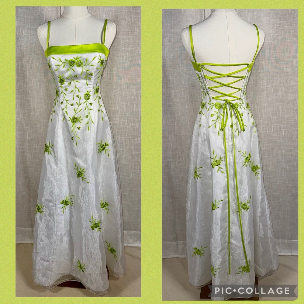 Vtg Y2K Morgan and Co Green White Beaded Formal Prom Dress Sz 5/6 Fairy Corset